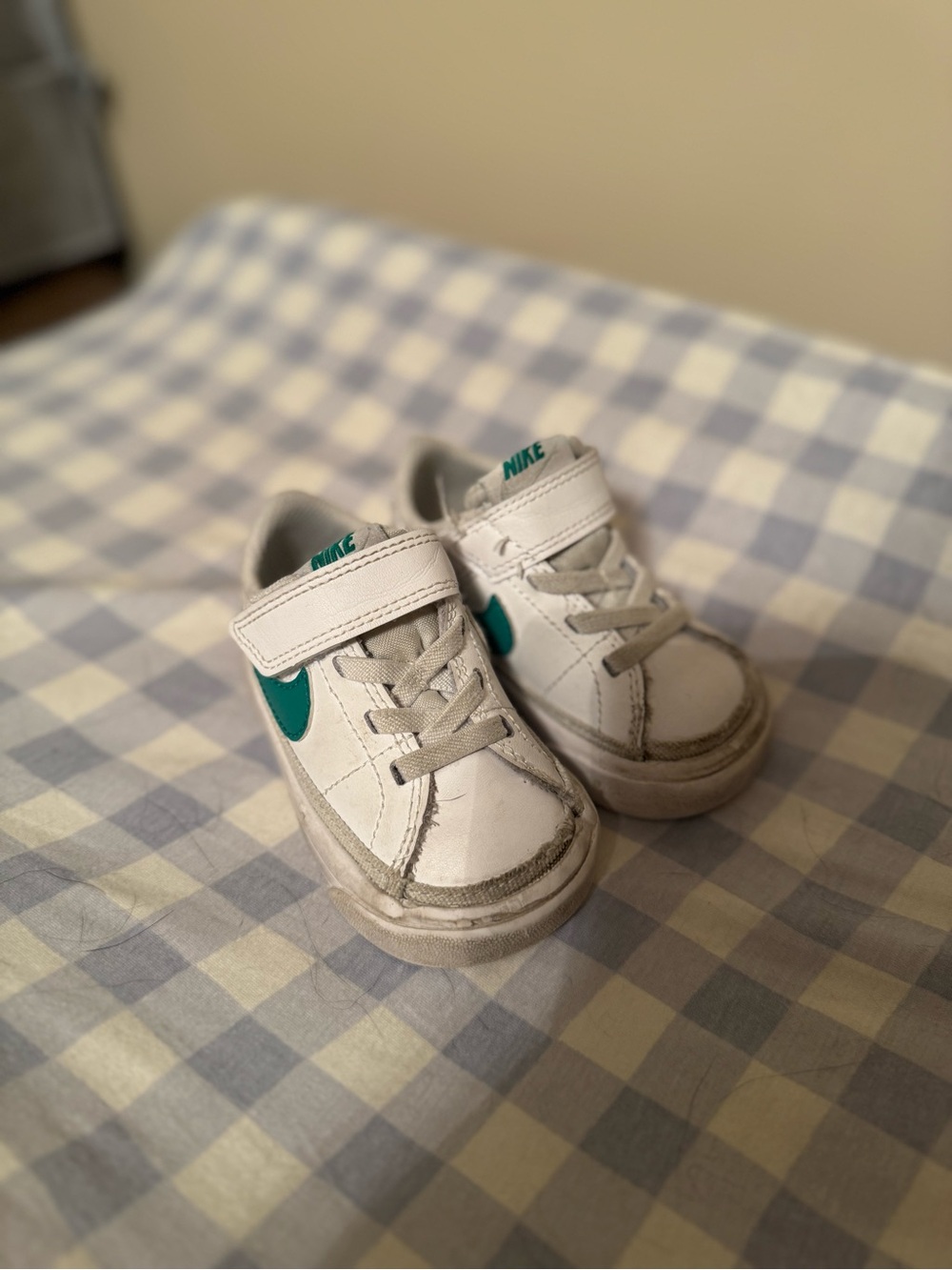 Nike court boy shoes